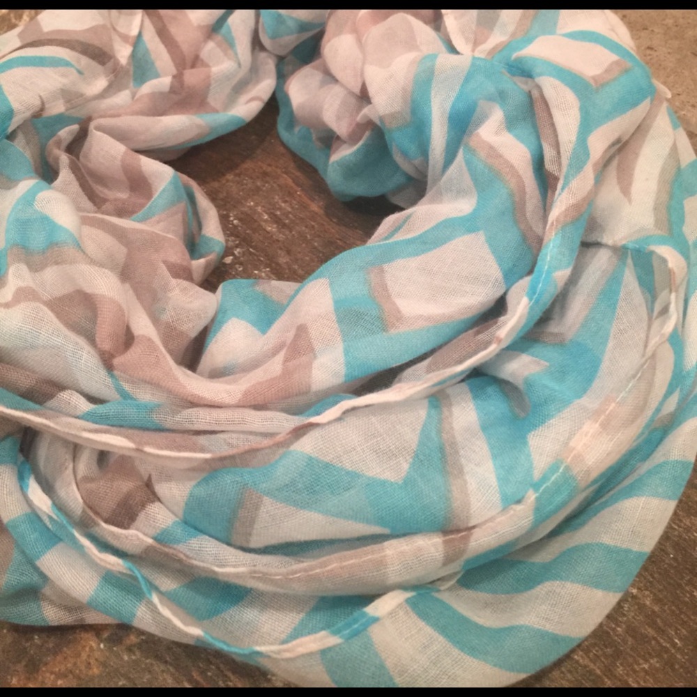 Infinity Scarf - Picture 2 of 2